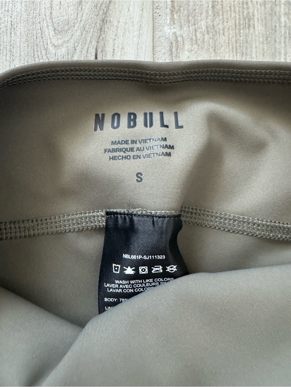 Nobull Women’s Small High Rise Olive Green Matte 4inch Shorts New With Tags - Picture 3 of 7